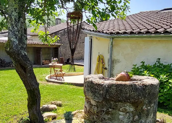 Chez Agatha Bed & Breakfast 3*