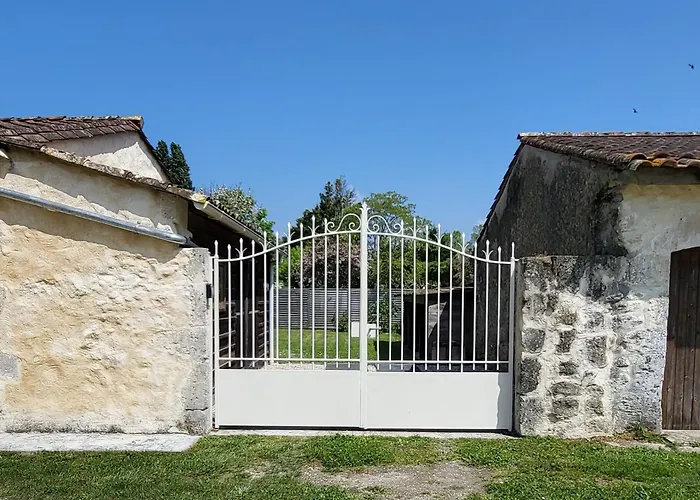 Chez Agatha Bed & Breakfast